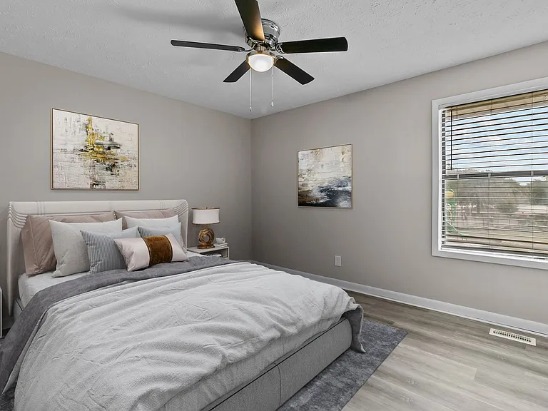 Elizabeth Street Townhomes — Photo 19
