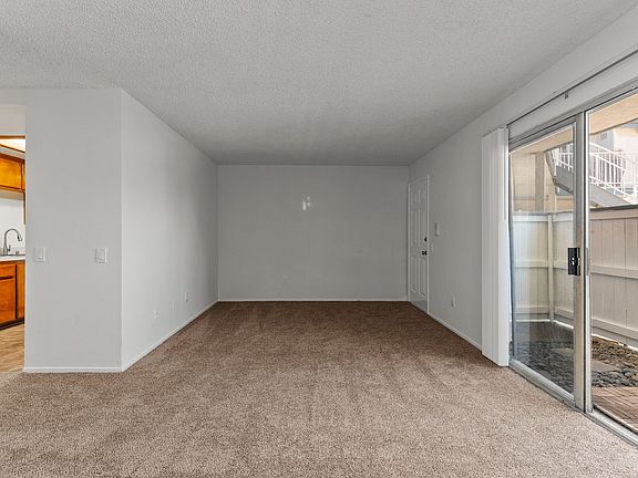 4th image of 1075 Loma Ave APT 105
