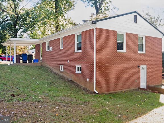 2nd image of 11518 Soward Dr