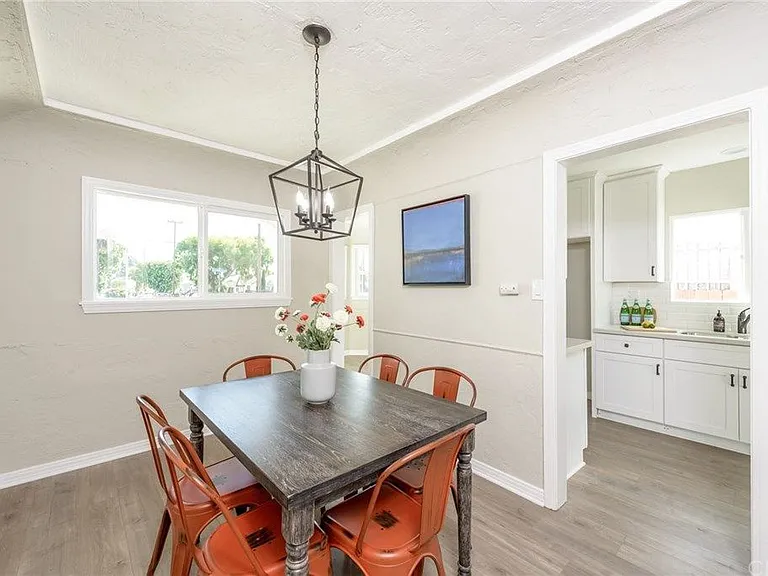 7727 S Normandie Ave — Photo 18