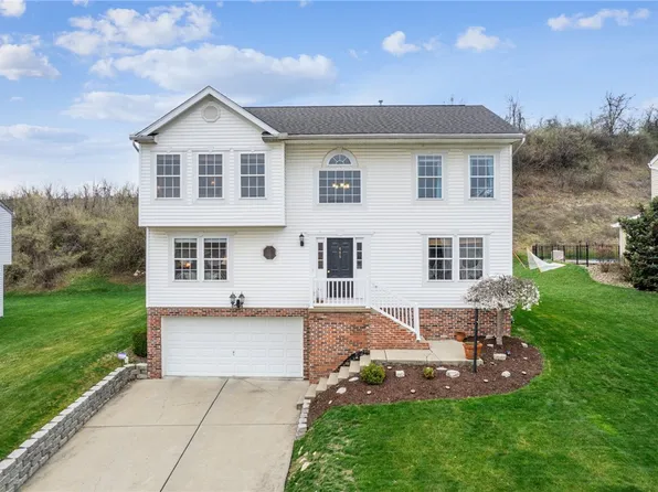 405 Bluefield Dr, Oakdale, PA 15071