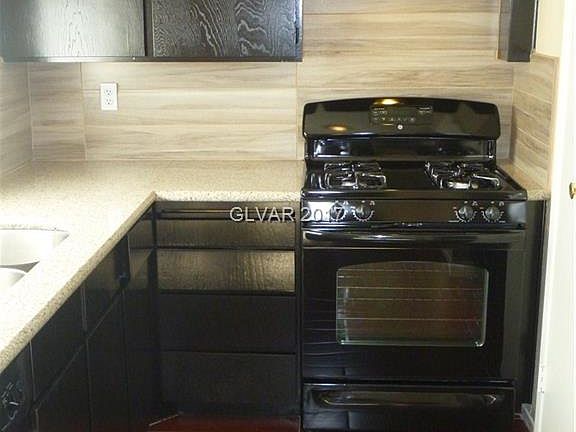 5th image of 4049 Woodgreen Dr