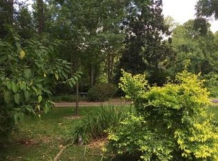 23 Mott Ln, Piney Point Village, TX 77024