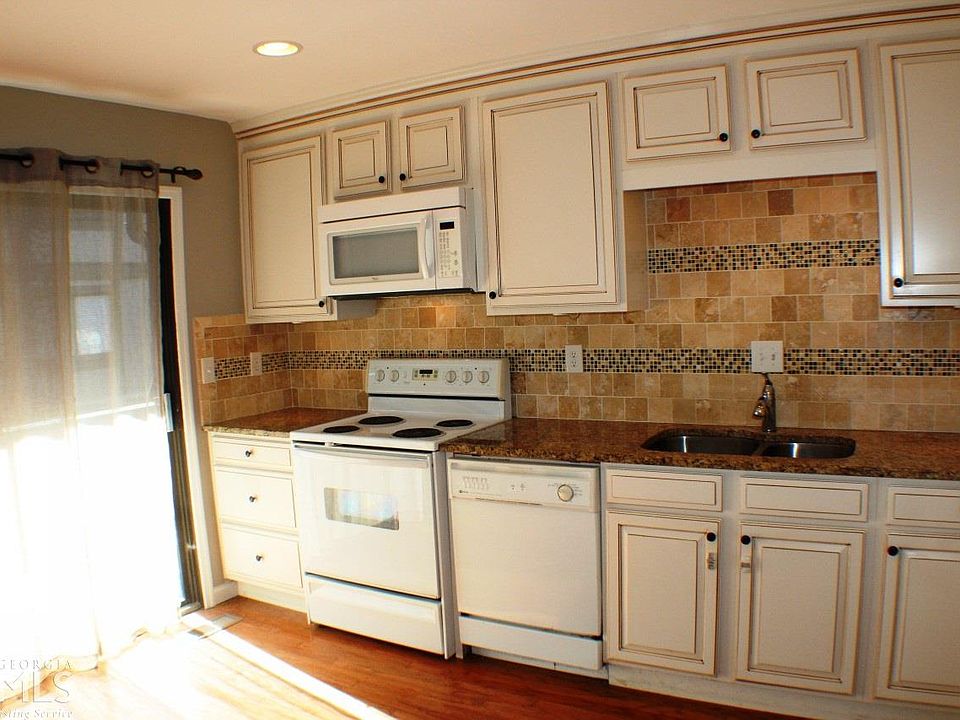 1st image of 2984 Balearic Dr SE
