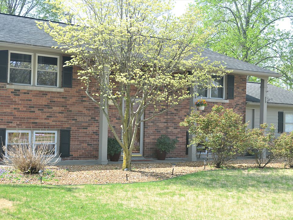 1st image of 7401 Lincoln Ave