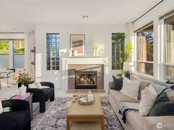 524 12th Avenue E #301, Seattle, WA 98102