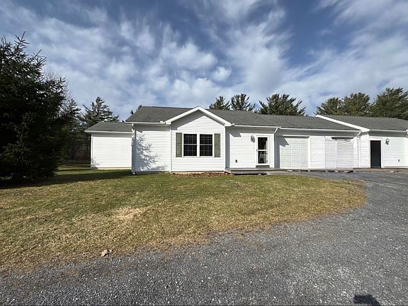 2nd image of 392 Troy Rd #1