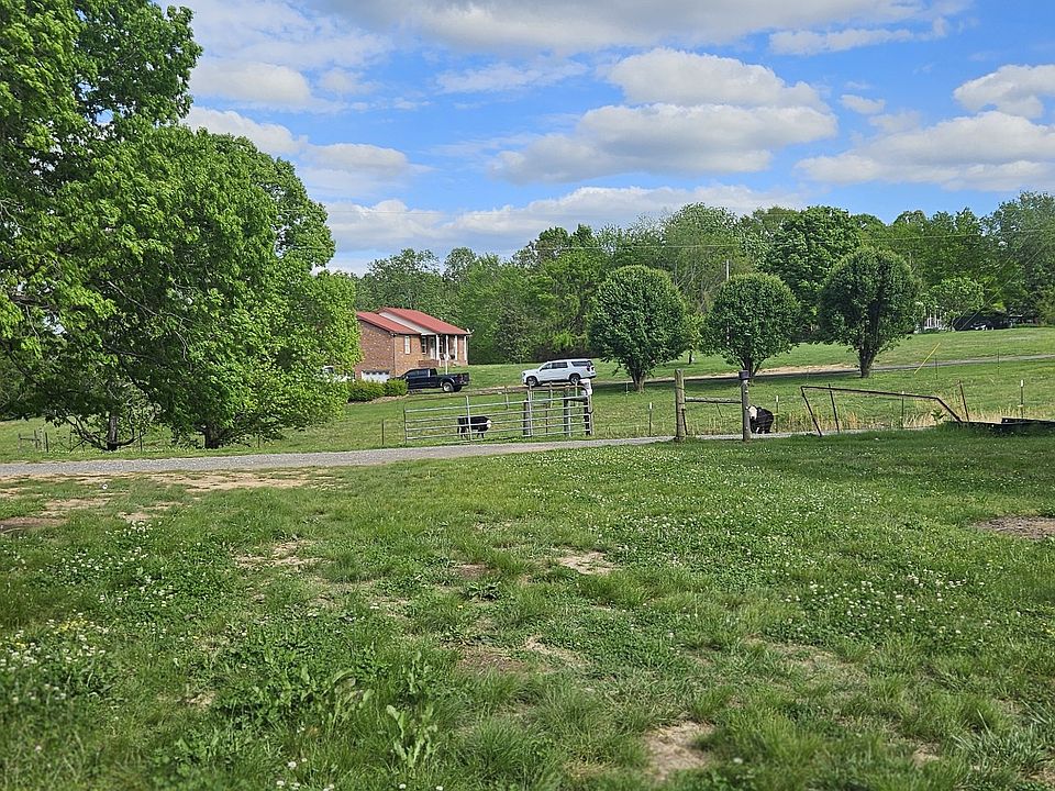 1733 Maple Valley Rd, Charlotte, TN 37036 Zillow