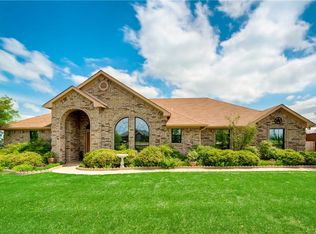 11243 Country Ridge Ln, Forney, TX 75126