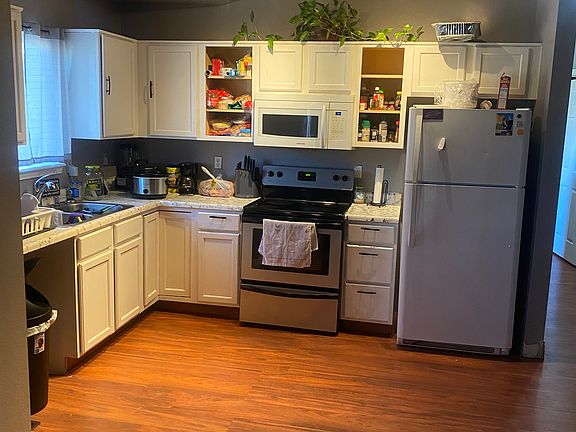 3rd image of 3735 W Ohio Ave