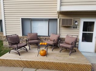 68 E 13th St #68, Waconia, MN 55387