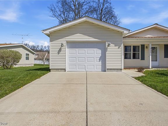4th image of 1029 Woodglen Ave