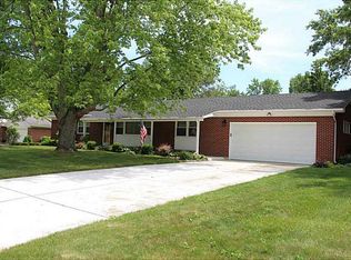 1315 Maplewood Dr, Piqua, OH 45356