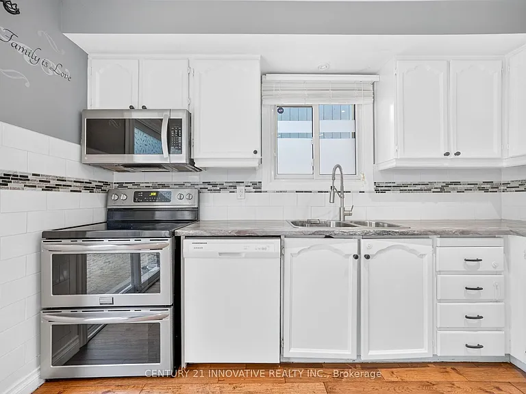154 Fanshawe Dr — Photo 13