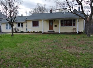 45 Greenbrook Rd, Middlesex, NJ 08846