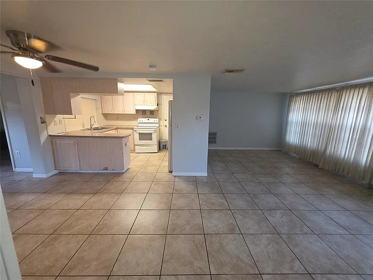 3431 Overland Dr — Photo 4