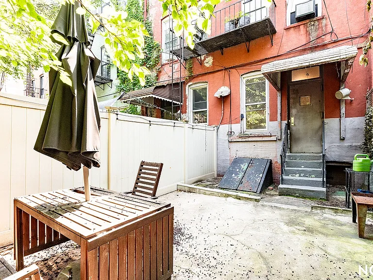 183 Jefferson St #1L — Photo 3