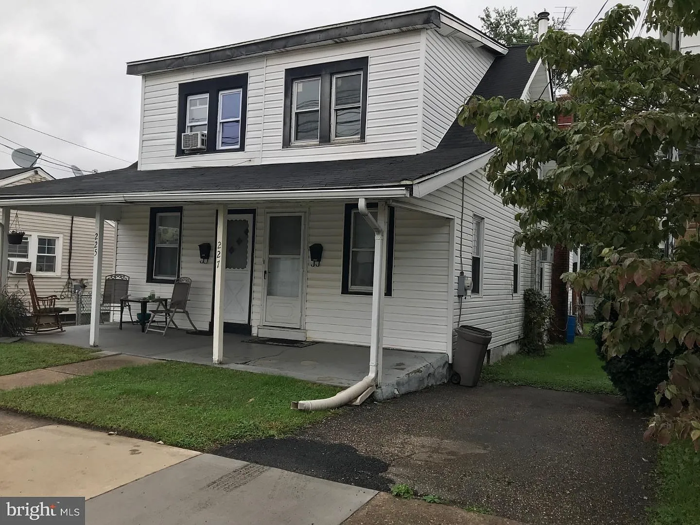 227 W Philadelphia Ave photo 1