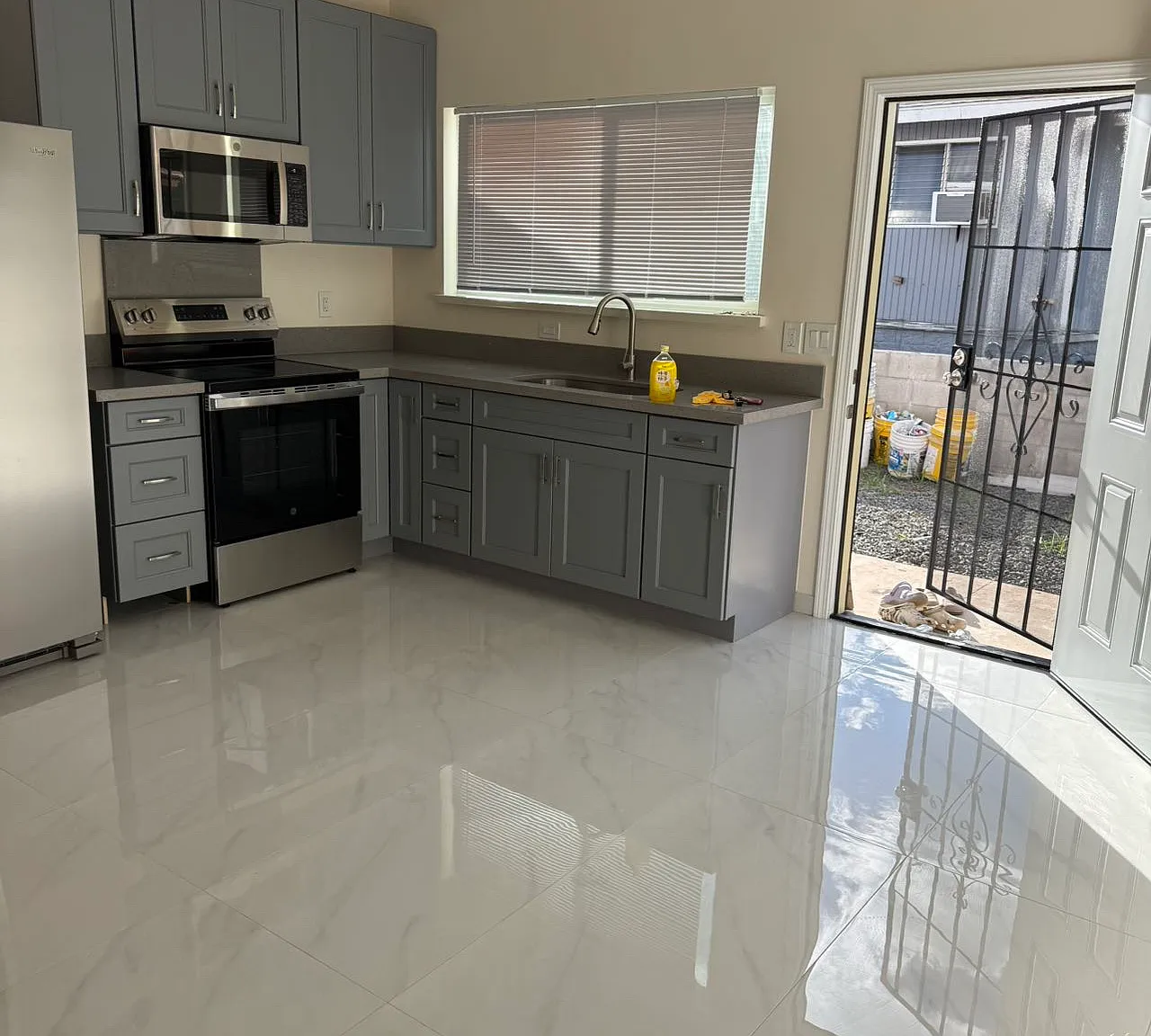 2 bed, $2,200 — Photo 2