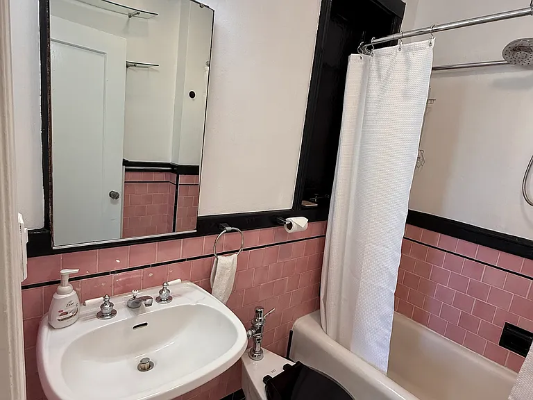 2999 California St #36 — Photo 21