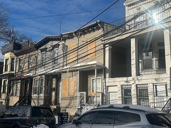 3rd image of 146 Mount Prospect Ave