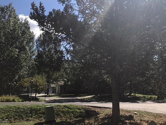 3rd image of 2 Sequoia Ct