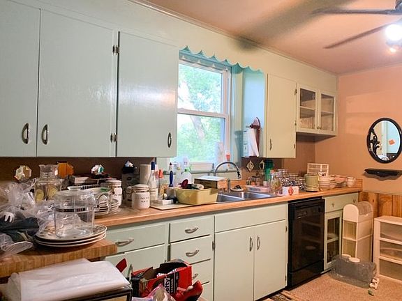 2nd image of 106 N Highland Ave