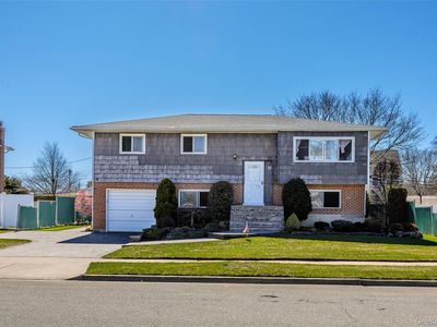 37 Evergreen Avenue, Bethpage, NY, 11714