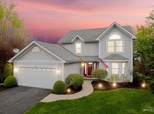 40 Brookshire Ct, Aurora, IL