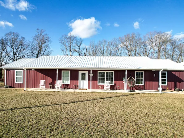 3275 Old Stage Rd, Chuckey, TN 37641