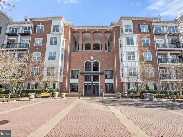 501 Hungerford Dr APT P94, Rockville, MD 20850