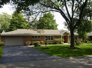 801 S Beverly Ln, Arlington Heights, IL