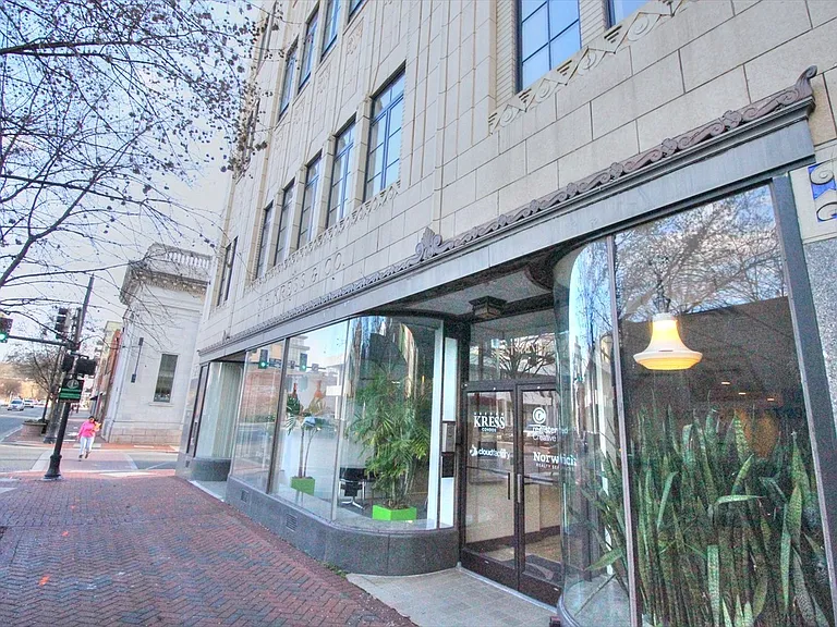 103 W Main St #406 — Photo 1