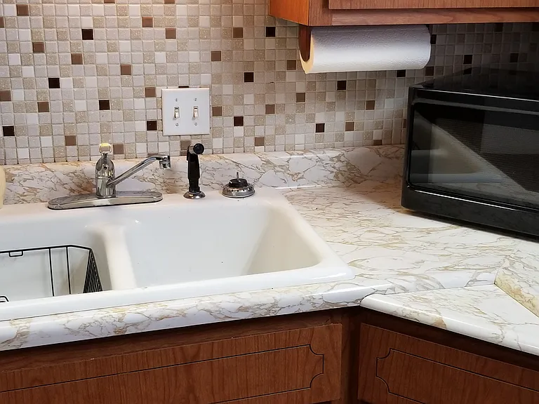 4371 Chippewa St #C1 — Photo 32
