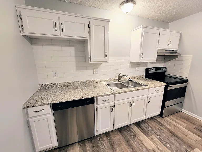 525 W Loula St #525 — Photo 14