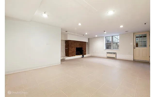 Rented by Douglas Elliman | media 39