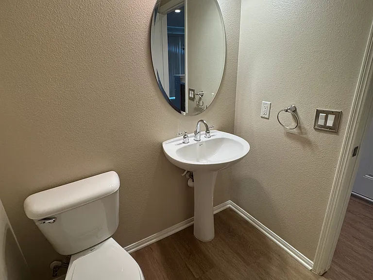 28512 Plymouth Way — Photo 21