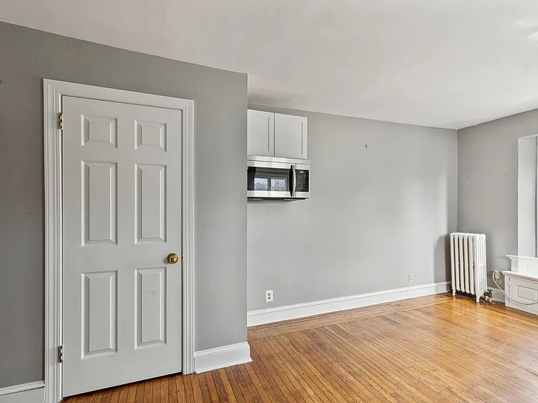 3308 Hamilton St #6 — Photo 8