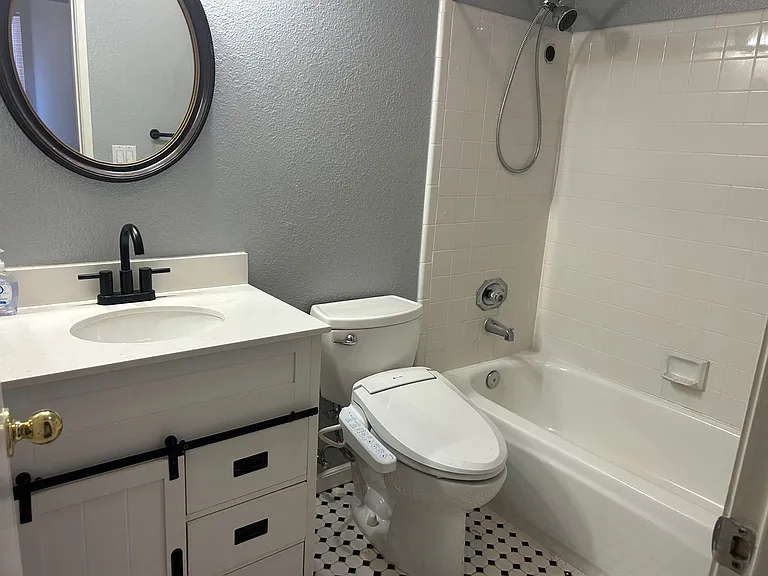 580 Creekwood Ct — Photo 9