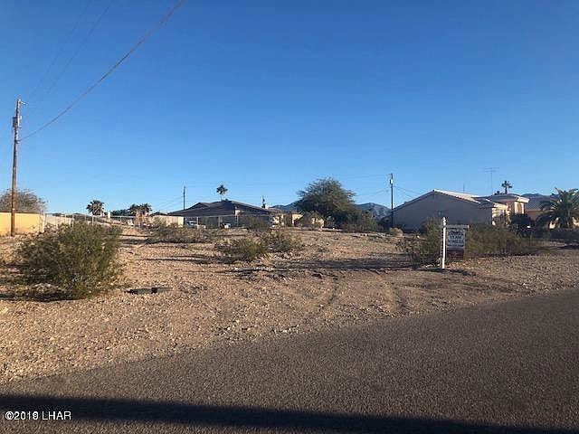 2nd image of 2925 Edgewood Dr Lot 5