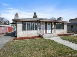 821 E Crown Ave, Spokane, WA 99207