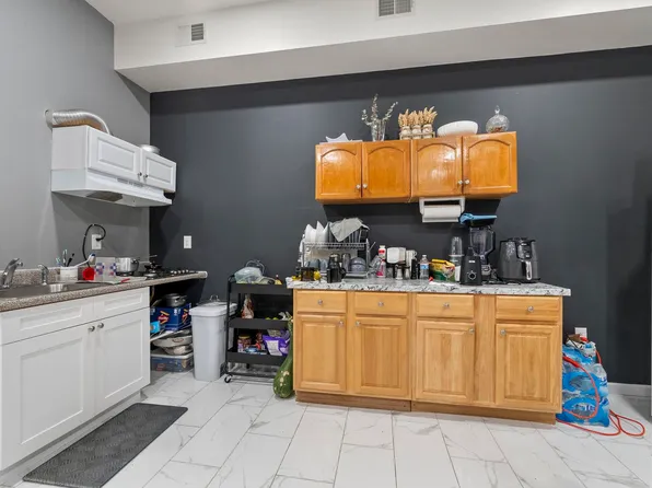 5910 Palisade Avenue image 15 of 23