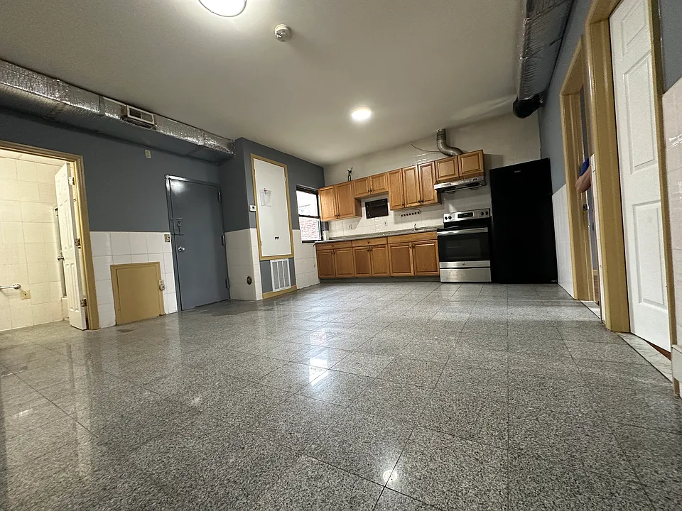 1418 W Girard Ave #3F