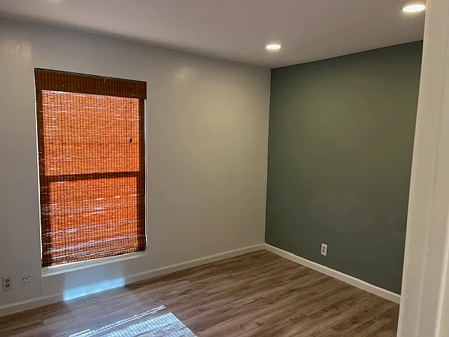 second bedroom -recessed lighting