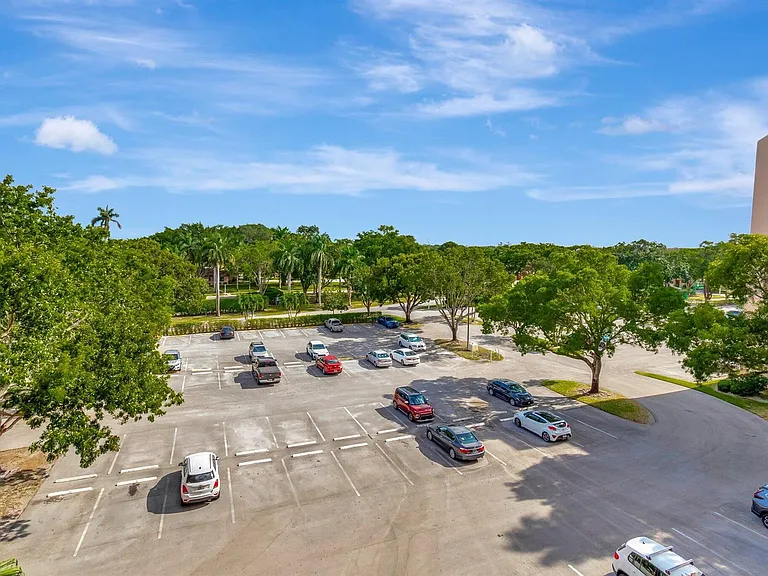 14623 Bonaire Blvd #502 — Photo 29
