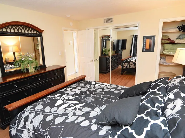 5245 Coquina Key Dr SE #A — Photo 29