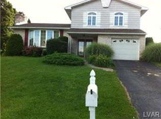 9 George Ct, Easton, PA 18045