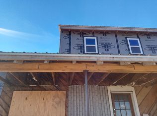 929 Vanhooser Rd, Grand Rivers, KY 42045