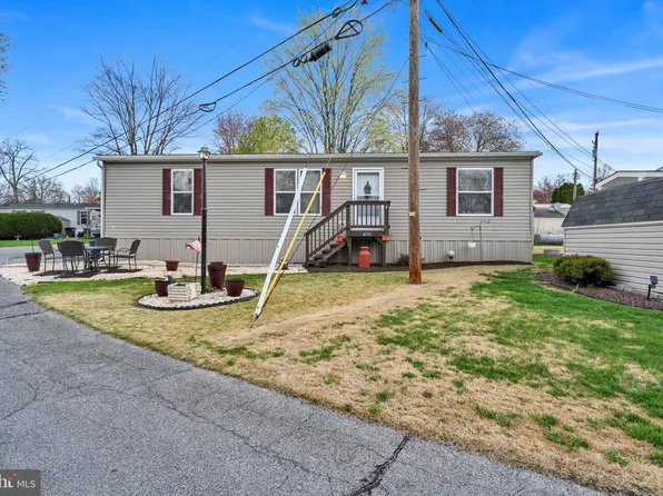 185 Weidler Ln, Lititz, PA 17543