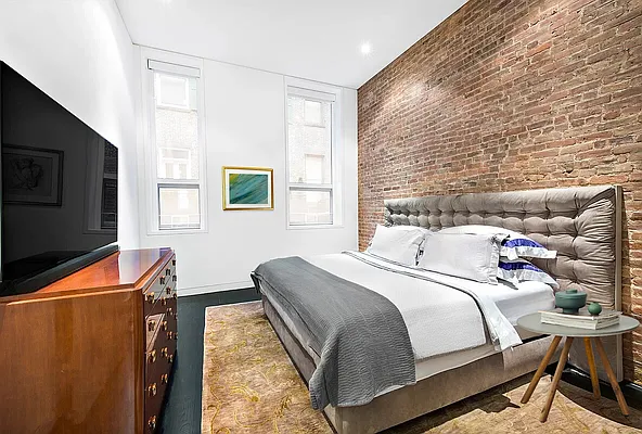 Rented by OFFICIAL | media 13